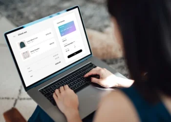 Ai Dongkrak Trafik Ritel As Dan Pendapatan