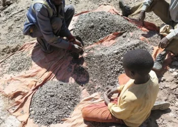 Anak Tambang Kobalt: Sumber Energi Gadget Modern