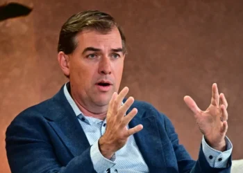 Bos Aws Ungkap Investasi Di Anthropic &Amp; Openai: Strategi Aman