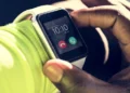 Qualcomm Rebut Pasar Smartwatch Dari Apple Qualcomm Rebut Pasar Smartwatch Dari Apple