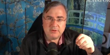 Reid Hoffman: The Truth About 'Tokenmaxxing' And Web3