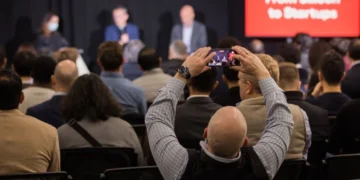 Strictlyvc Sf: Tdk Ventures &Amp; Replit Leaders On Stage