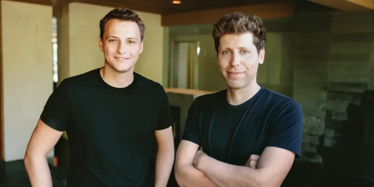 Startup World Sam Altman Kantongi USD 52,5 Juta - Kripto 1 Worldcoin Project Co-founders Alex Blania (L) and Sam Altman (R)